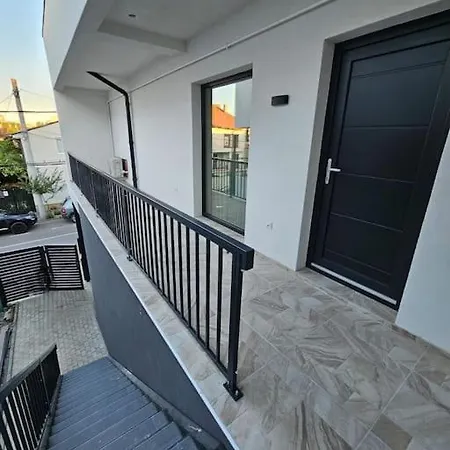 Merisor Modern *
