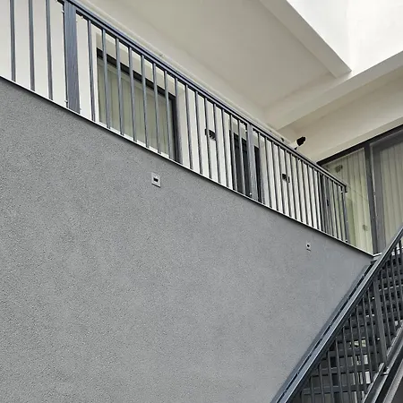 Merisor Modern Apartment Constanta